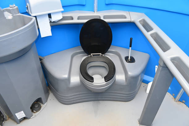 Portable bathroom rental in Melcher Dallas, IA
